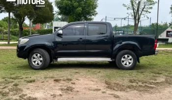 Toyota Hilux SRV 4×2 DIESEL 3.0 lleno